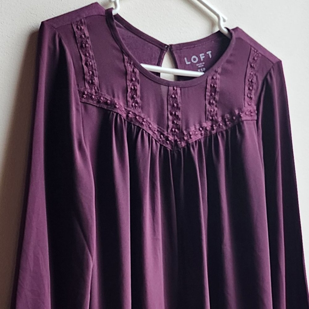 LOFT Deep Purple Lace Front Blouse Size XS Petite - Picture 2 of 15